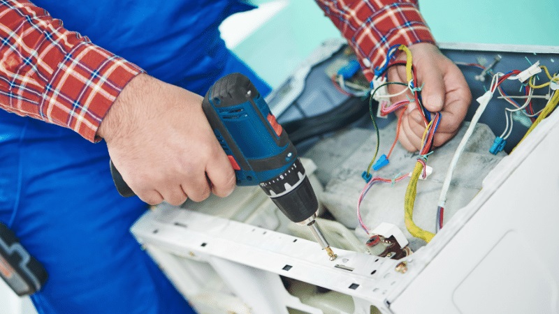 Güngören Buderus Buderus çamaşır makinesi kart tamiri – Su almama arızası orijinal parça ile giderildi. - Teknik servis örneği